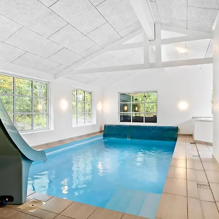 Σπίτι διακοπών Lovely Home In Saeby With Sauna *