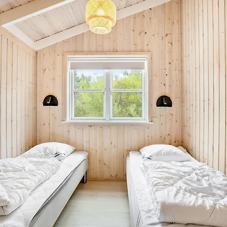 Σπίτι διακοπών Lovely Home In Saeby With Sauna *